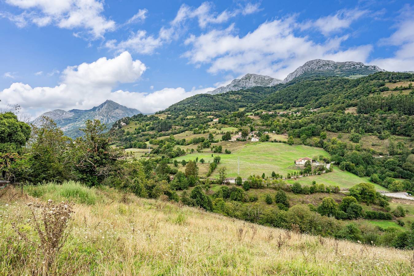 Finca 'Socastillo B' mit Bergblick und Privatem Garten in Quirós, Cordillera Cantábrica