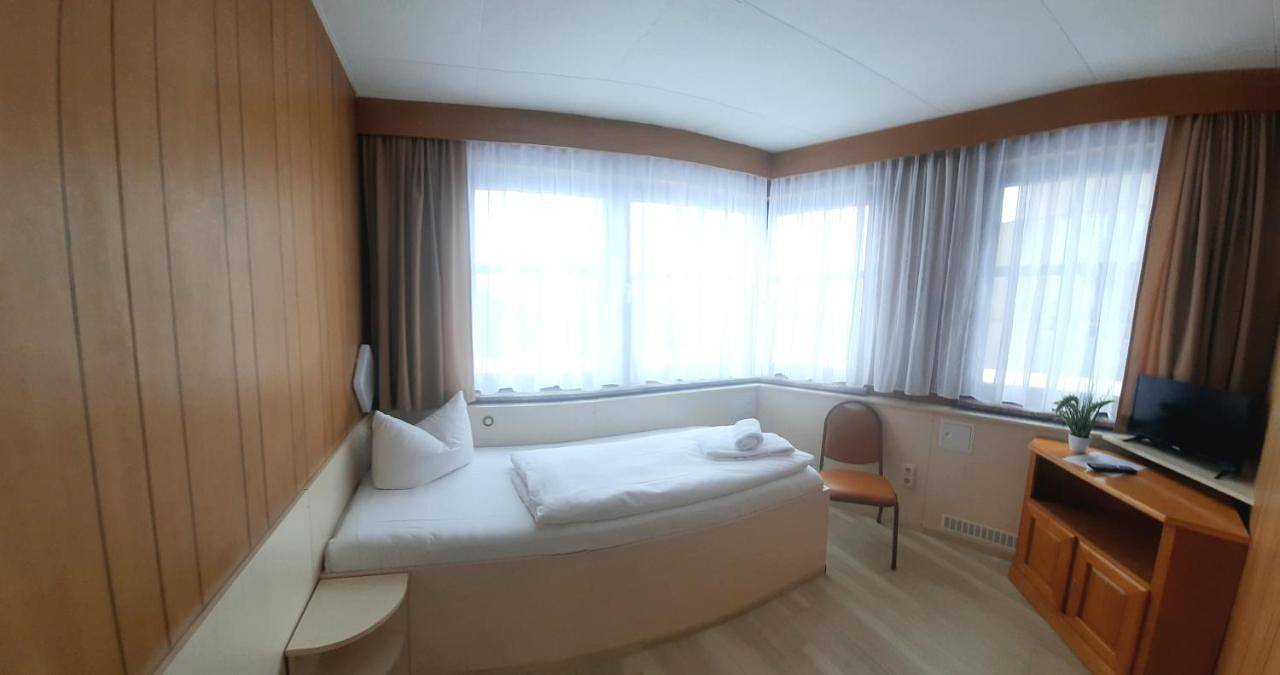 Central-Hotel Tegel in Tegel Berlin, Berlin