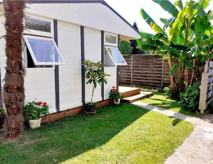 Gîte pour 3 personnes, avec jardin à Narrosse