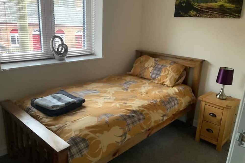 Pet Friendly  Rose Cottage Ashbourne in Ashbourne, Derbyshire