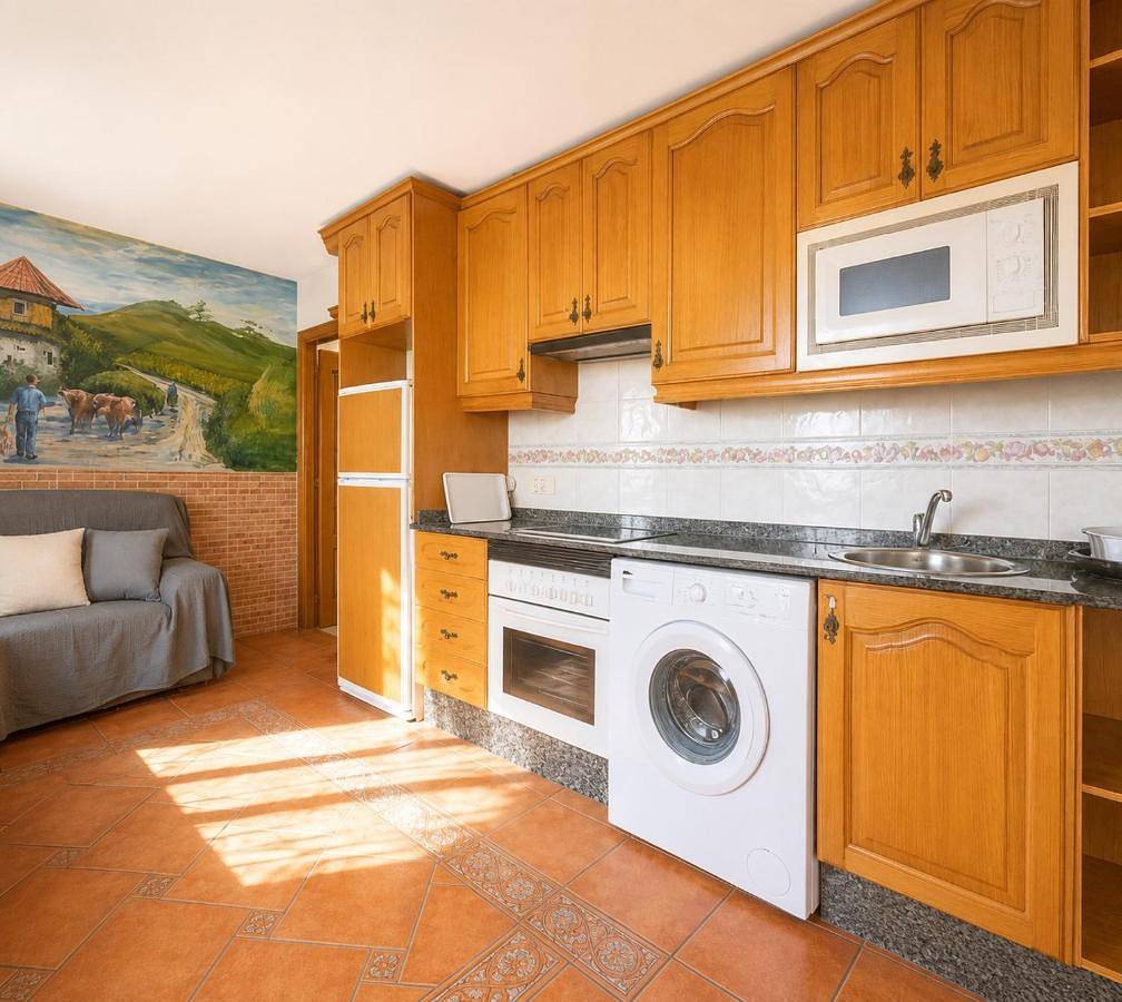 Apartamentos casa Carola in Gozón, Costa Verde