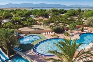 Camping für 7 Personen, mit Garten und Pool in Canet-en-Roussillon