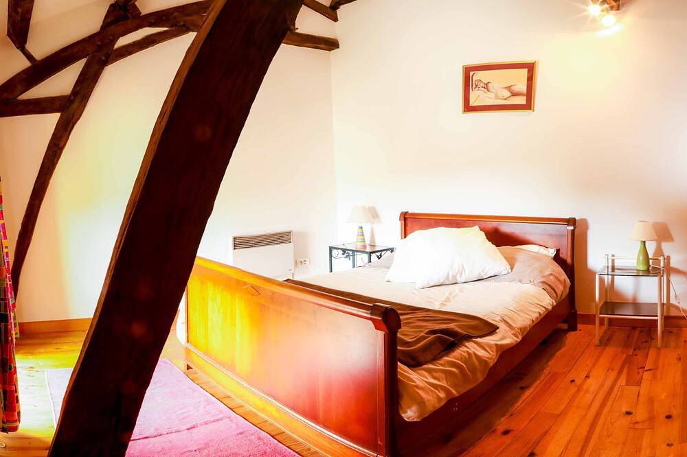 Le Hibou - 3 chambres, salle de bain, salon coin cuisine in Madiran, Hautes-Pyrénées