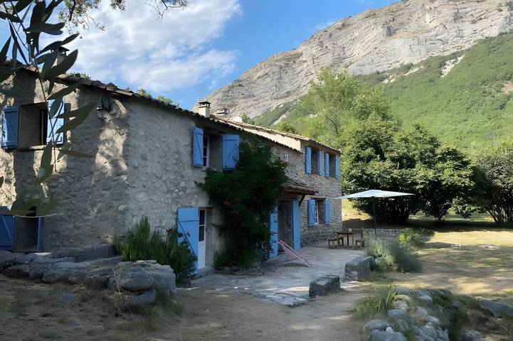 Ferienhaus für 6 Personen, mit Garten, mit Haustier in Alpes-de-Haute-Provence - 4