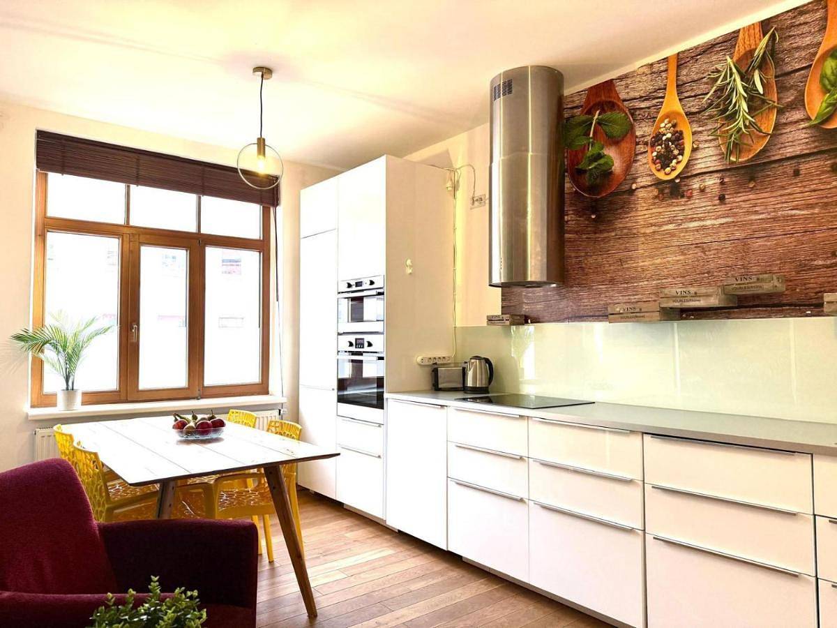 Ganze Ferienwohnung, Deluxe Apartment in Linden-Limmer, Hannover