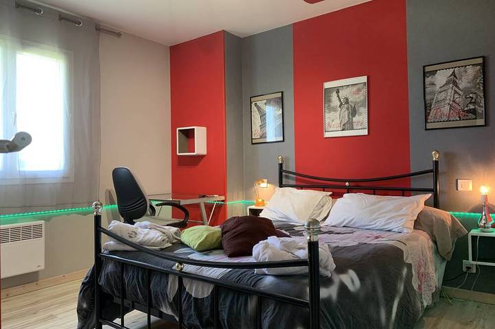 Ferienhaus für 2 Personen, mit Whirlpool und Pool sowie Garten - 1