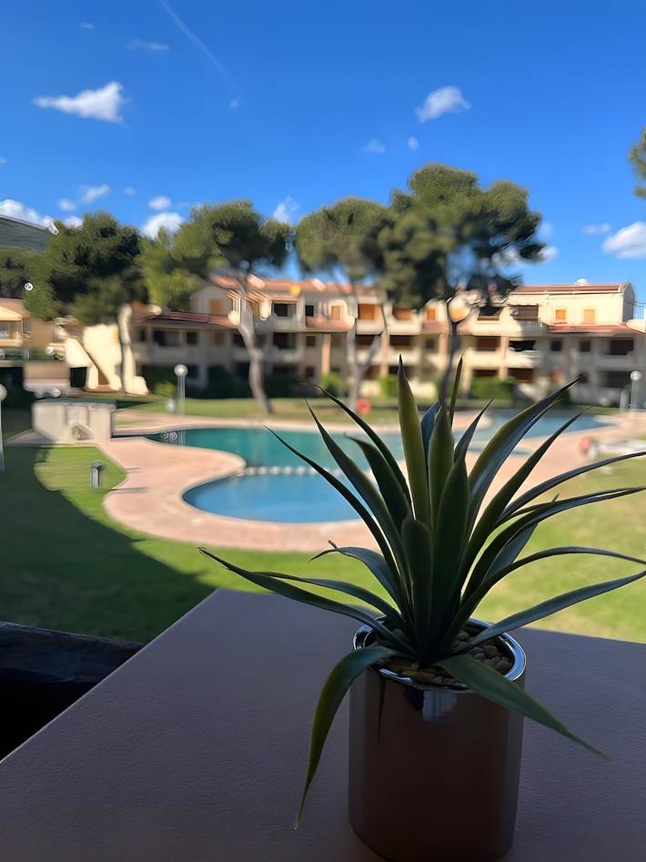 Appartement entier, Appartement 'Residencial Alcanar Costa' avec vue sur la mer, piscine partagée et terrasse privée in Platja Fonda (Terres de l'Ebre), Alcanar