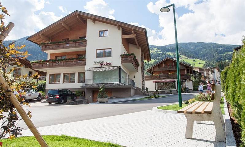 Appartement voor 10 personen, met balkon, kindvriendelijk in Aschau im Zillertal