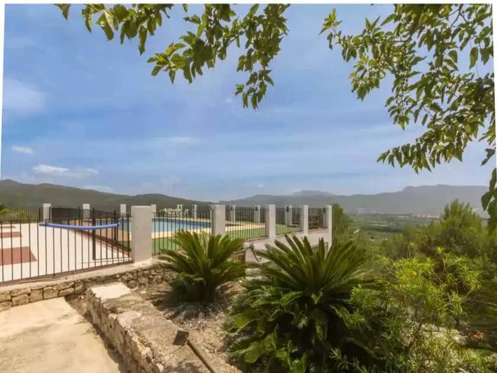 Chalet para 6 personas, con Jardín y Piscina en Vall D'albaida