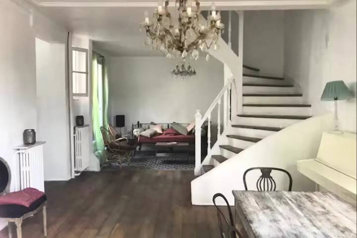Location de vacances pour 6 personnes, avec terrasse à Fontenay-sous-Bois