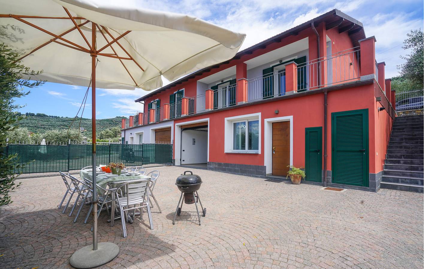 Imperia Wohnung mit WiFi, A/C & Parkplatz, Terrasse in Imperia, Riviera di Ponente