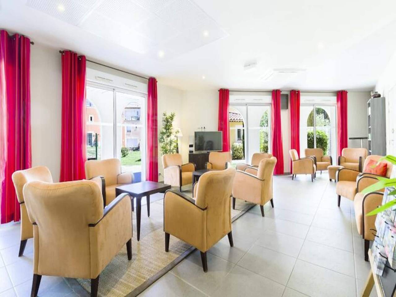 Apartamento entero, Villa en Rousset con Piscina y Terraza in Rousset, Region de Aix-en-Provence