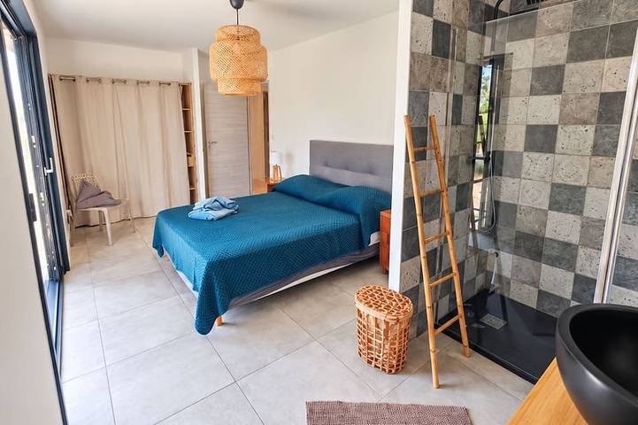 Villa Rossa, zeitgenössische kleine Ecke des Paradieses<br>2 Minuten von den Stränden entfernt! in Belgodère, Calvi und Umgebung