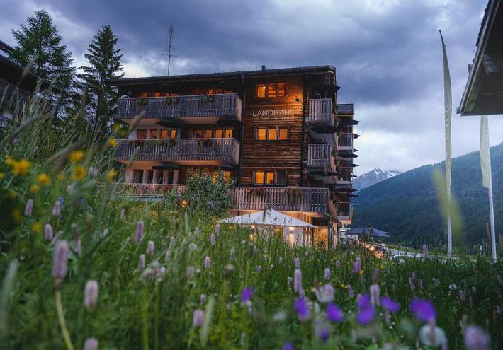 Hôtel pour 2 personnes, avec vue ainsi que sauna et jardin