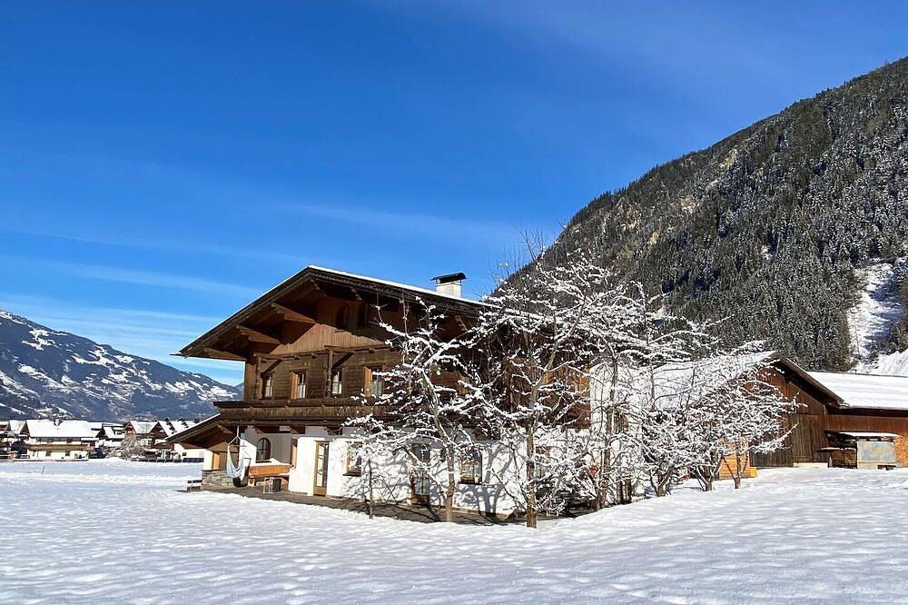 Ganze Wohnung, Herrliche Wohnung für 4 Gäste mit  W-Lan, Tv, Terrasse und Parkplatz in Mayrhofen, Zillertaler Alpen