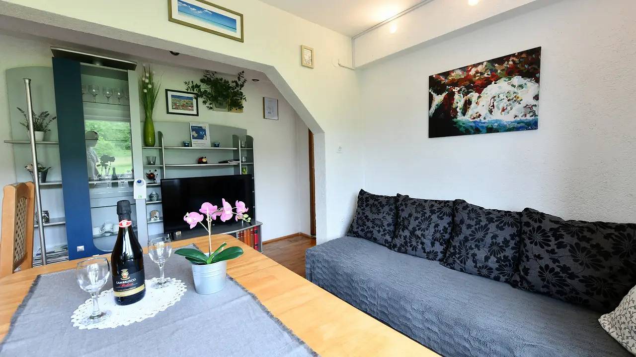 Geheel vakantieappartement, Ferienwohnung für 4 Personen (63 m²) in Rakovica in Rakovica, Karlovac region