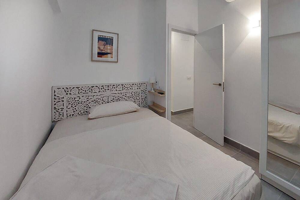 Entire apartment, 2 bedroom gorgeous apartment in Andratx in Port d'Andratx, Andratx