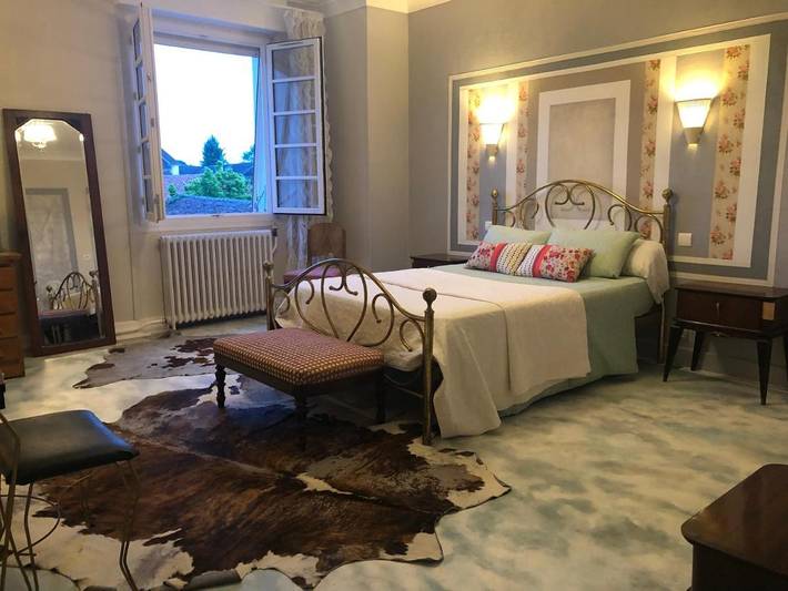 Gîte pour 2 personnes, avec Terrasse et Jardin ainsi que Piscine et Vue à Vic-Fezensac - 3