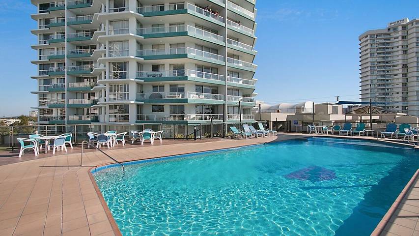 Holiday rental for 4 people, with pool and balcony in Rainbow Bay