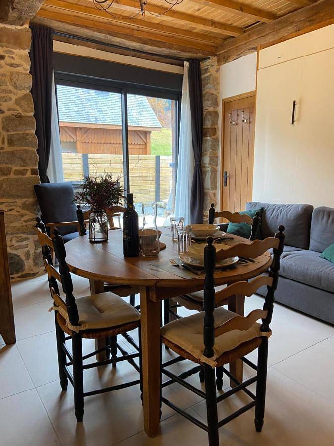 Gîte pour 2 personnes, avec terrasse à Aucun - 2