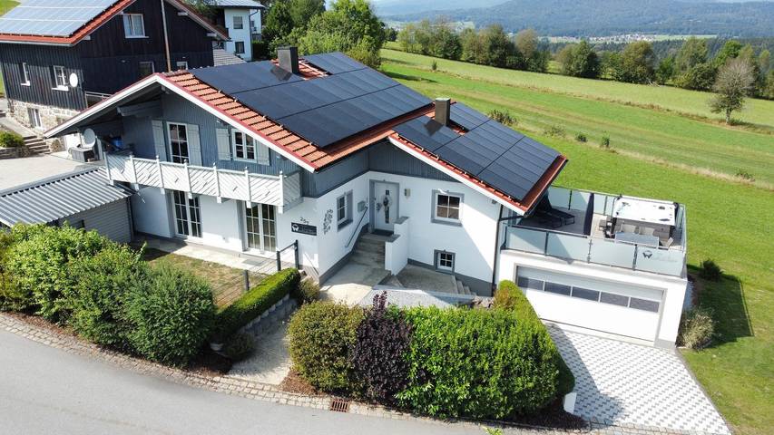 Ferienhaus für 6 Personen, mit Balkon und Balkon/Terrasse sowie Whirlpool und Terrasse in Freyung - 2