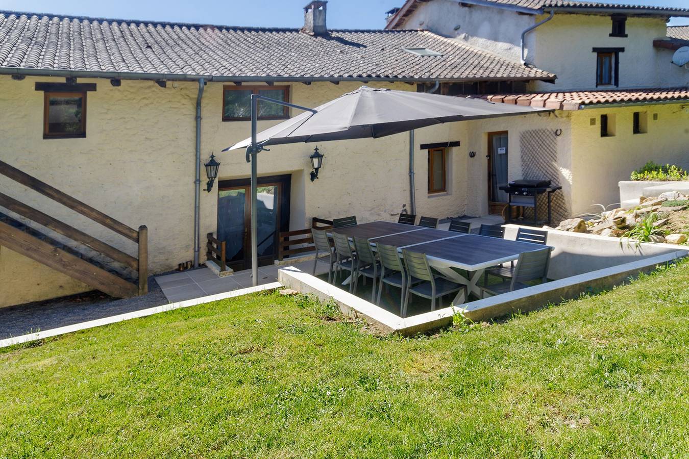 Landhaus „Le Ranch Des Ours“ mit privatem Pool, Terrasse und Wlan in Champsac, Regionaler Naturpark Périgord-Limousin