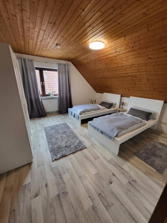 Entire apartment, Ferienwohnung Weitblick Uninah in Homburg, Saarpfalz region