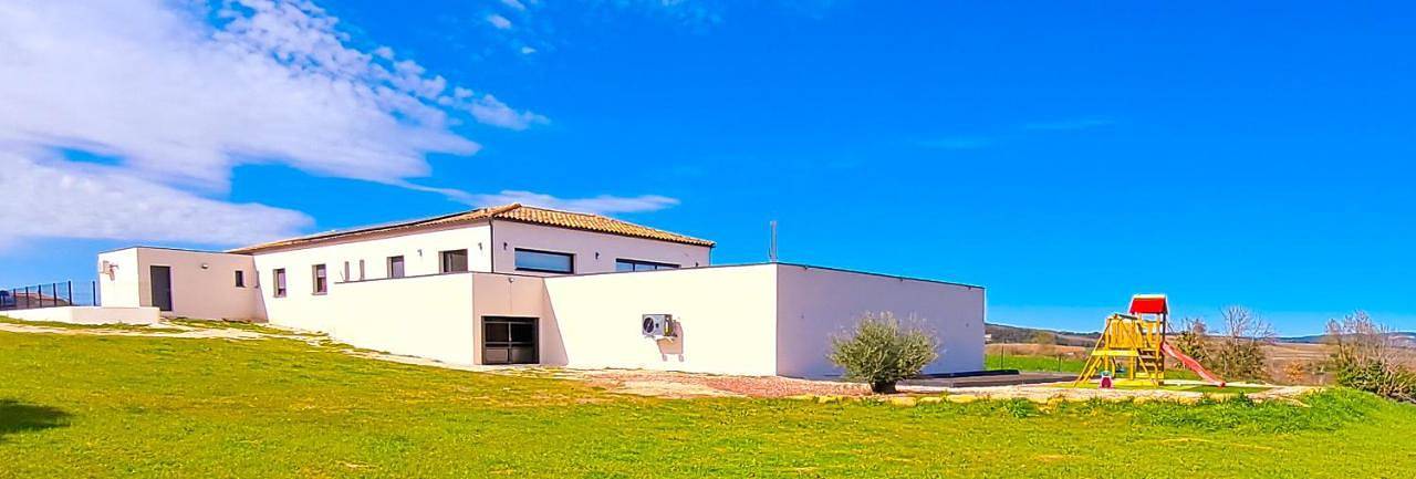 Villa with Private Pool in Malras, Région de Limoux