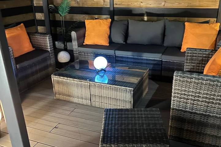 Location de vacances pour 8 personnes, avec piscine à Saran - 2