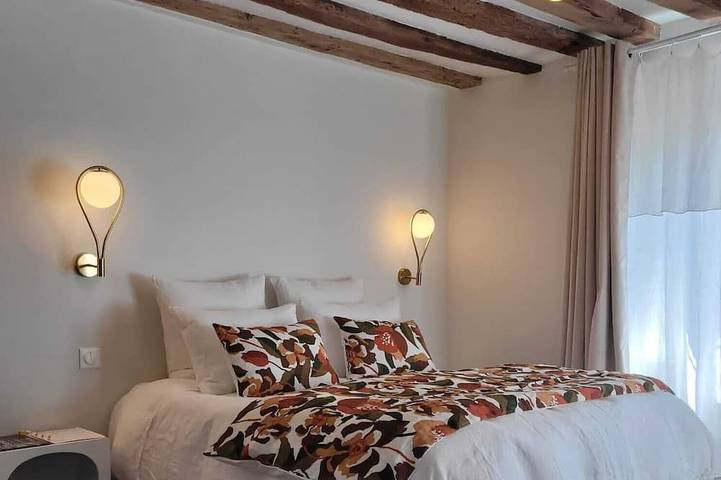 4 Suites  de Charme & centre-ville in Sens, Yonne