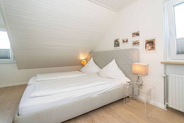 Ganze Wohnung, 3-Zimmer-Ferienwohnung in ruhiger Lager mit Balkon. in Westerland, Sylt (Gemeinde)
