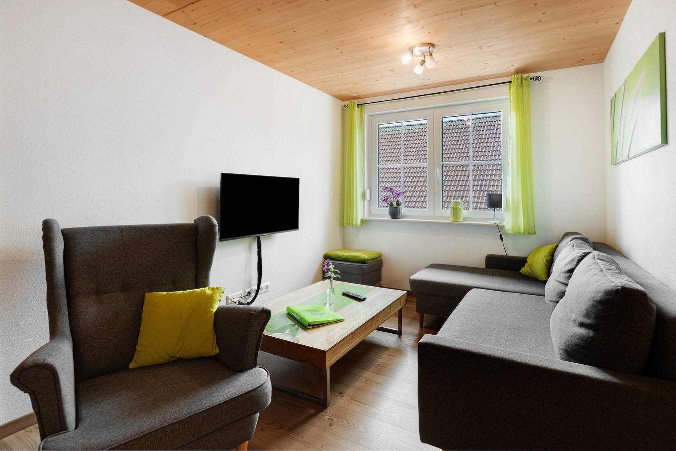 Ganze Wohnung, Ferienwohnung Wutach" mit Gemeinschaftsgarten, Balkon und Wlan in Unadingen (Löffingen), Löffingen