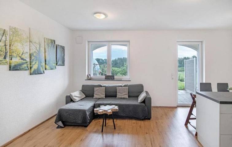 Ferienwohnung für 5 Personen, mit Ausblick und Pool sowie Garten in Neukirch - 4
