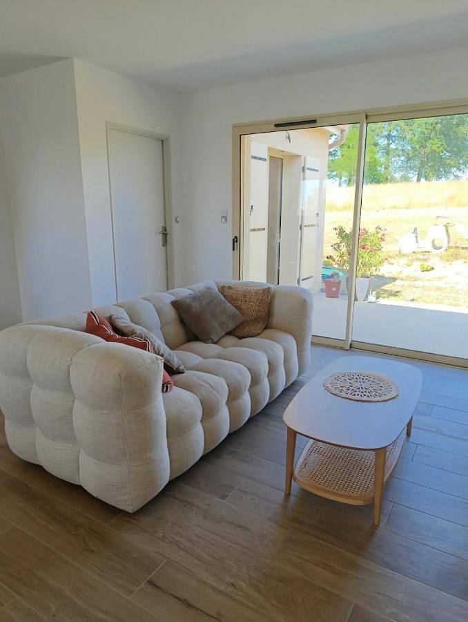 Location de vacances pour 5 personnes, avec jardin et terrasse à Nontron - 2