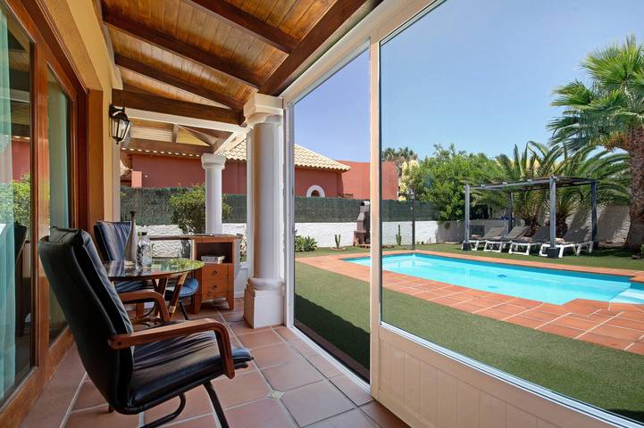 Vacation Villa 'Villa Brisamar19' with Mountain View, Private Pool and Wi-Fi in Oasis Tamarindo, La Oliva