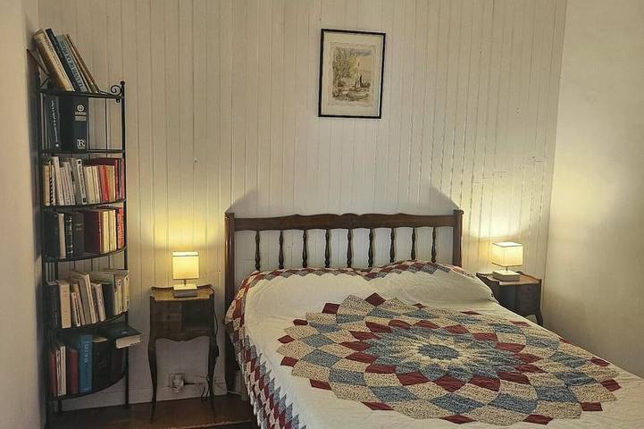 Location de vacances pour 5 personnes, avec piscine ainsi que jardin et terrasse, animaux acceptés à Entrecasteaux - 2