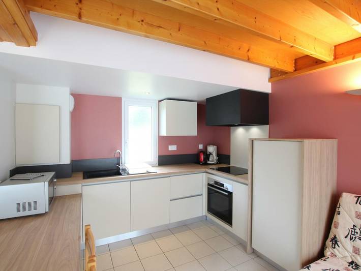 Gîte pour 6 personnes, avec jardin dans Biville - 2