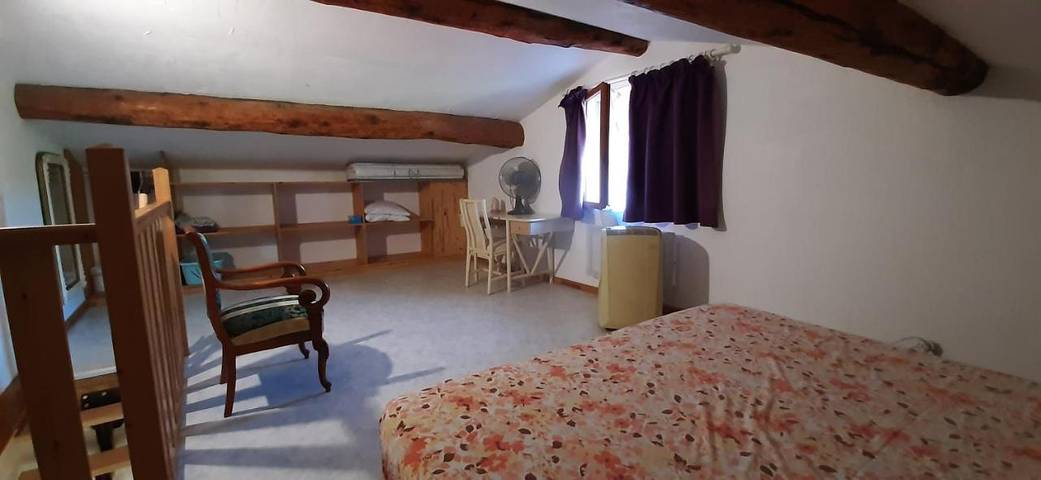 Gîte pour 2 personnes, avec piscine ainsi que vue et terrasse, animaux acceptés à Prades - 4