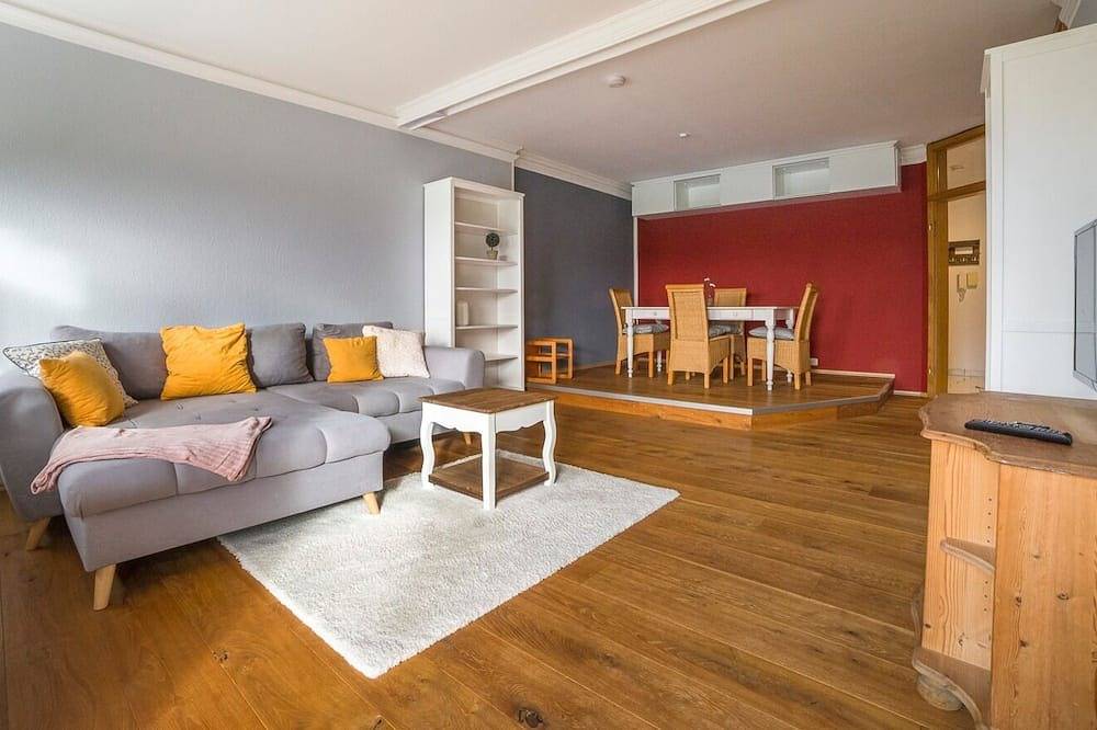 Ganze Wohnung, Große helle Wohnung mitten auf dem Land, familien- und tierfreundlich in Ostercappeln, Wiehengebirge