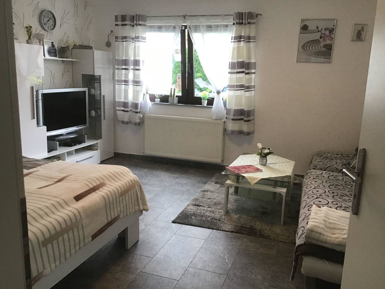 Ganze Ferienwohnung, Haus Irena 2 in Longkamp, Bernkastel-Kues & Umgebung
