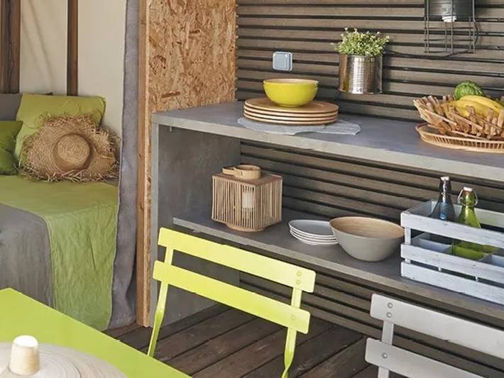 Tente pour 4 personnes, avec bassin pour enfant dans les Pyrénées-Orientales - 3