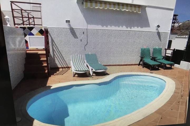 Villa for 5 people, with garden and hot tub in Mogán