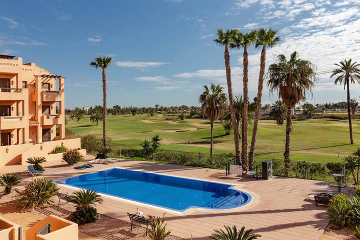 Ferienwohnung für 5 Personen, mit Balkon und Garten in Los Alcázares