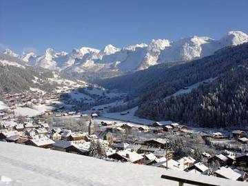 Gîte pour 3 personnes, avec vue et balcon à Le Grand-Bornand
