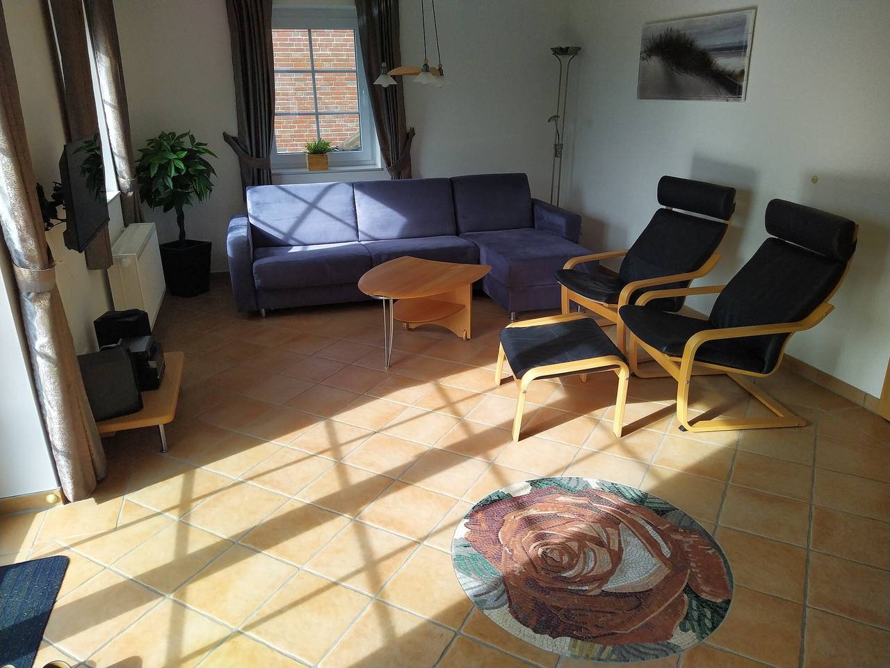 Holiday Home 'Ferienhaus Süderhus Nordstrand' with Private Terrace, Private Garden and Wi-Fi in Nordstrand (Municipality), Nordstrand