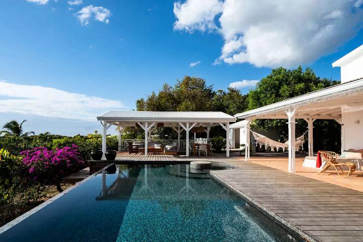 Location de vacances pour 11 personnes, avec vue ainsi que piscine et jardin à Grand-Bourg - 4