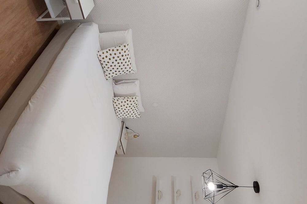 Entire apartment, Amazing ultramodern apartment in historical center in Leiria, Pousos, Barreira e Cortes, Leiria