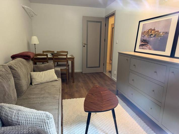 Apartament wakacyjny dla 4 osób, z balkon i widok w Wawer