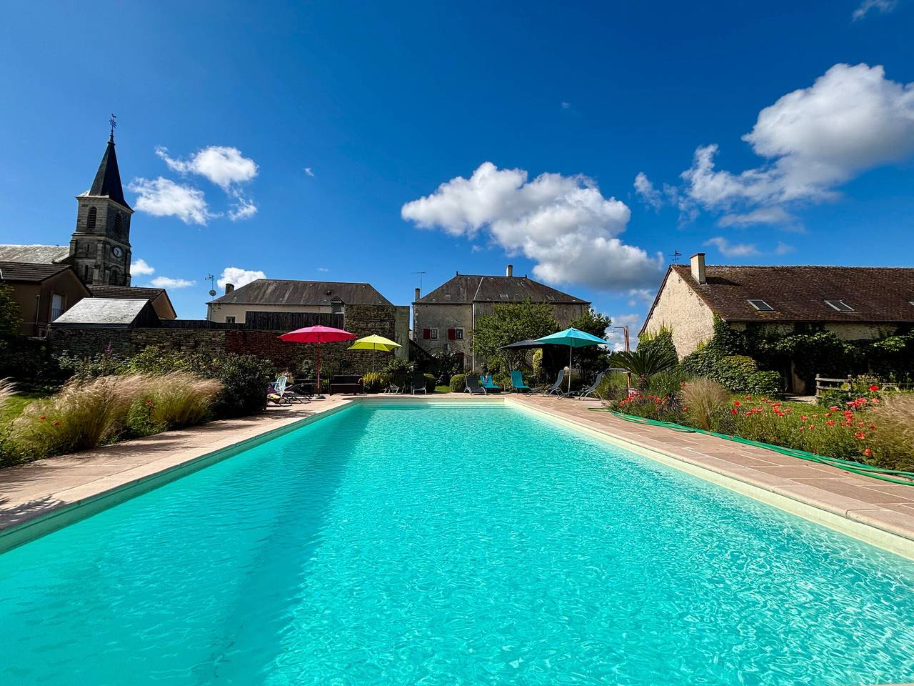 Charmant renovierter Stall mit Pool und Parkplatz in der Brenne in Migné, Le Blanc und Umgebung