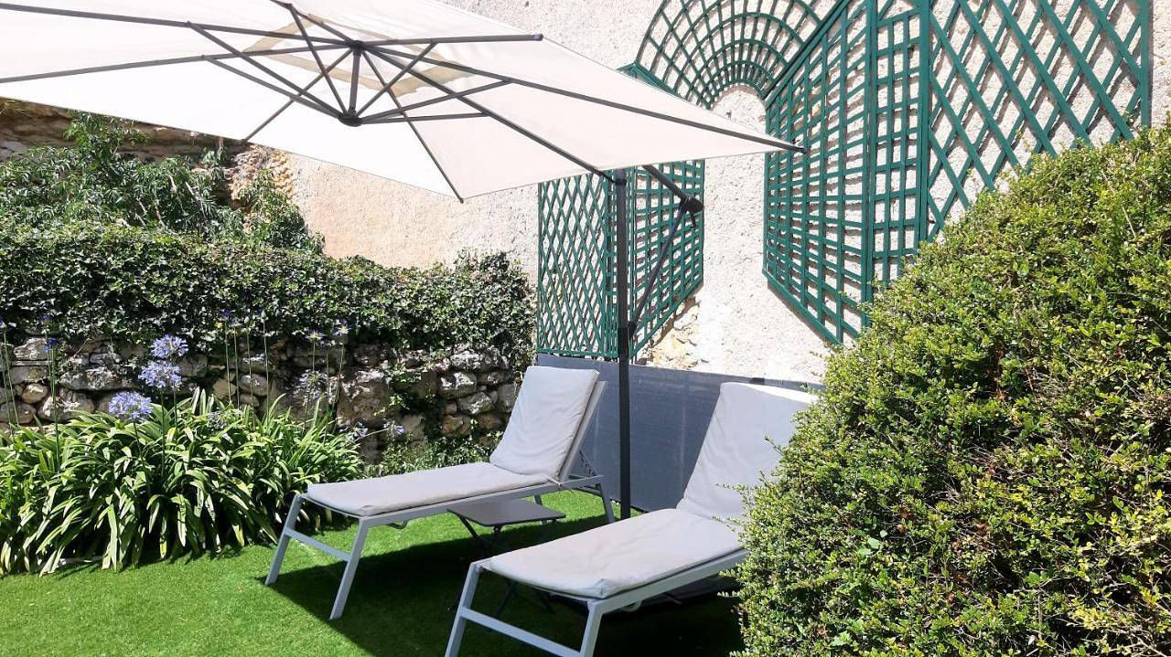 Double Room with Pool View in Montreuil-Bellay, Vallée de la Loire
